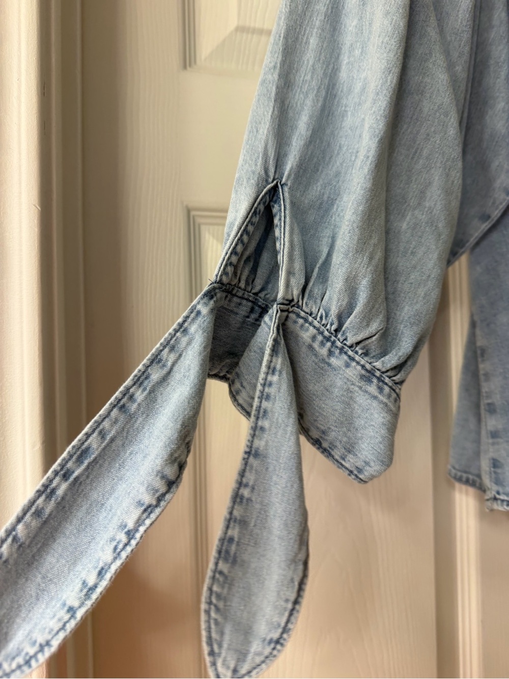 GAP Light Blue V-Neck Denim Top - Picture 2 of 6